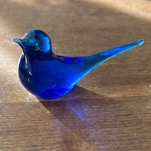 Blue Glass Bird Figurine paperweight